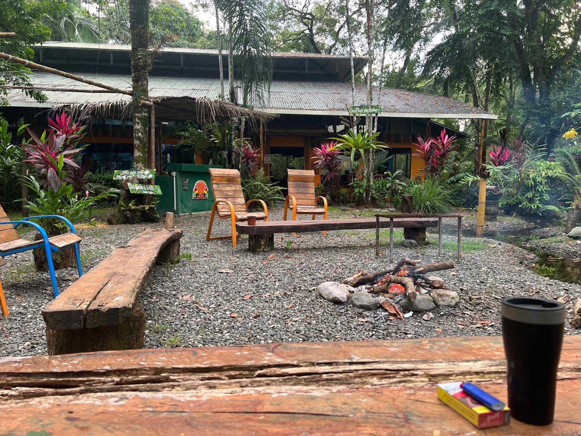 La Palapa Hut Nature Hostel Puerto Jimenez Exterior photo